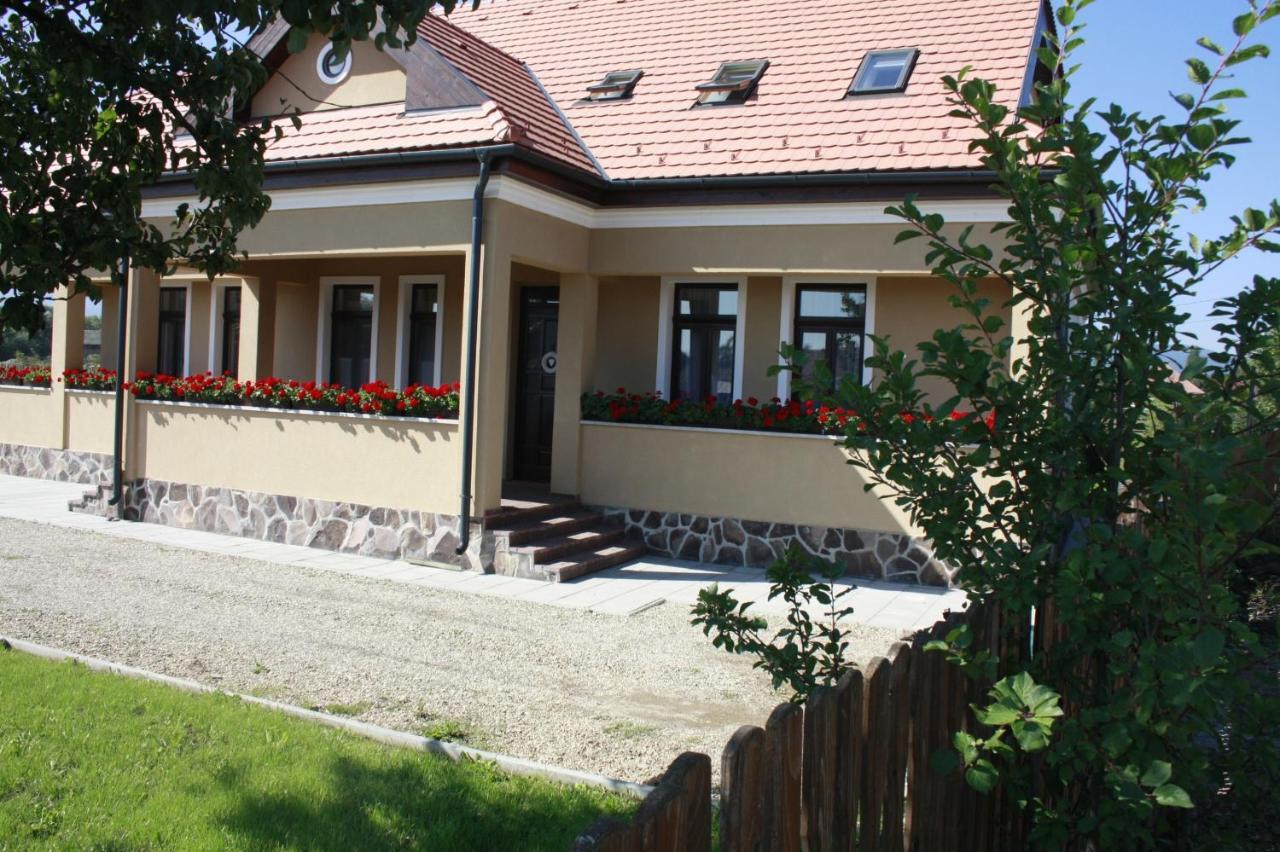 Pensiune Agroturistica Horvath-Kert Borzont Екстер'єр фото